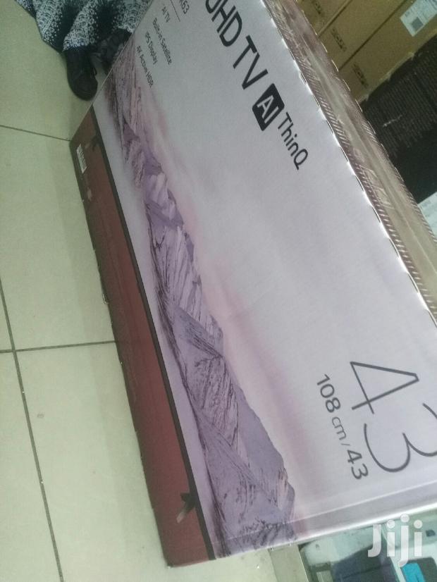 Original LG 43 Inch Smart TV - thumbnail 4