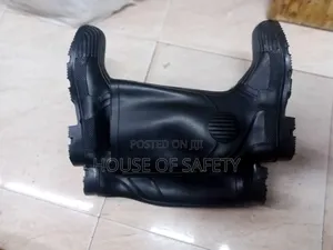 Specialized Gumboots