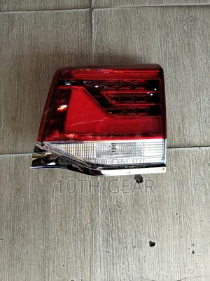 Land Cruiser Fj200 Taillamp Boot Original-Right