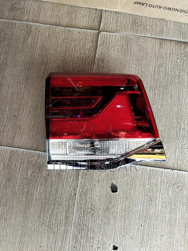Land Cruiser Fj200taillamp Boot Original -Left