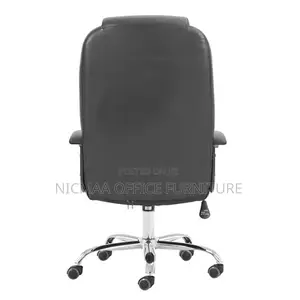 Executive Comfort Sleek Design Seat