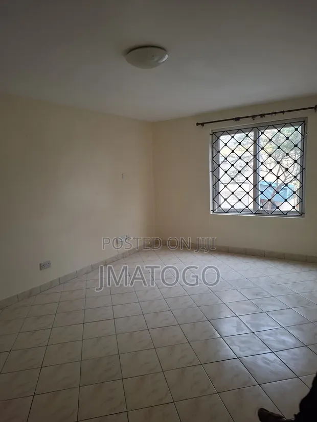 2bdrm Apartment in 360 Degrees Estate, Katani for sale