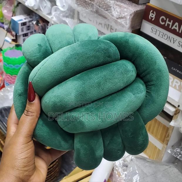 Knot Pillow Round Ball-Alp - thumbnail 3