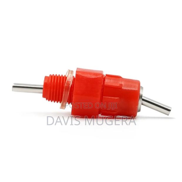 Automatic Poultry Nipple Drinker for Chicken, Quail - 100 Pieces - thumbnail 6