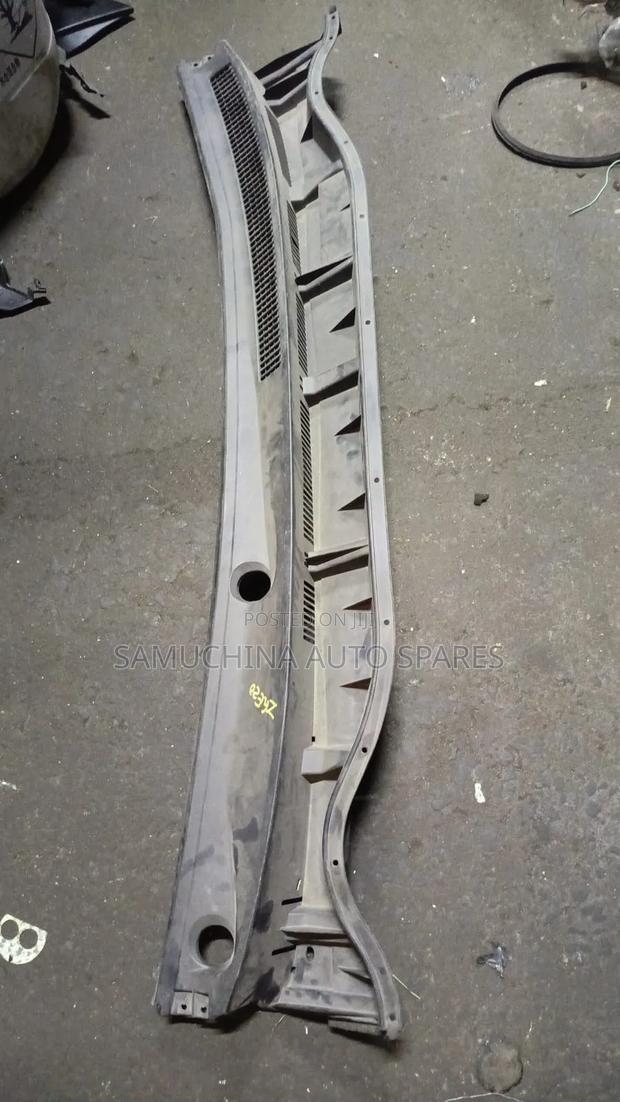 Wiper Panel Toyota Wish Zge20