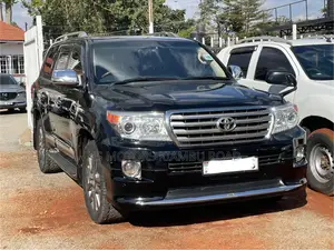 Toyota Land Cruiser 2015 Black