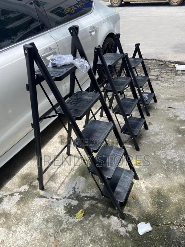 Foldable Ladder - main view