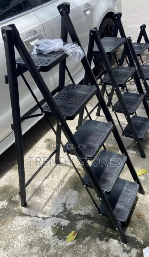 Foldable Ladder - main view