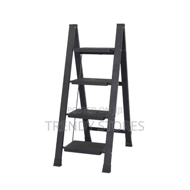 Foldable Ladder