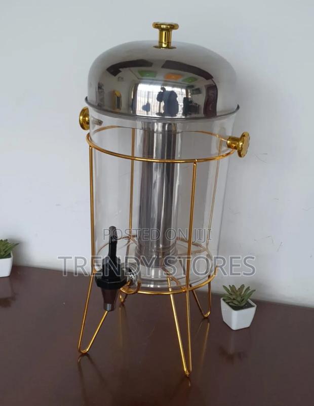 Juice Dispenser - main view