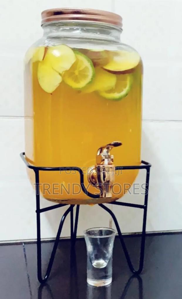 Juice Dispenser - main view