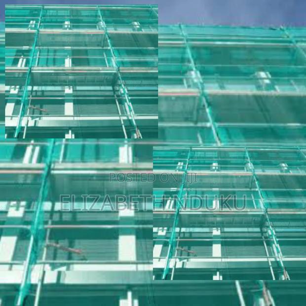 Securing Construction Scaffold Nets - main view