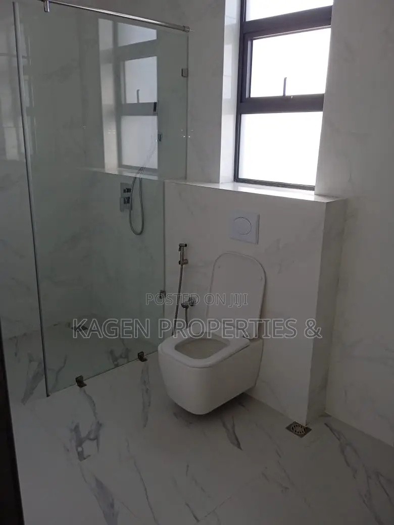 4bdrm Townhouse/Terrace in Ongata Rongai for sale