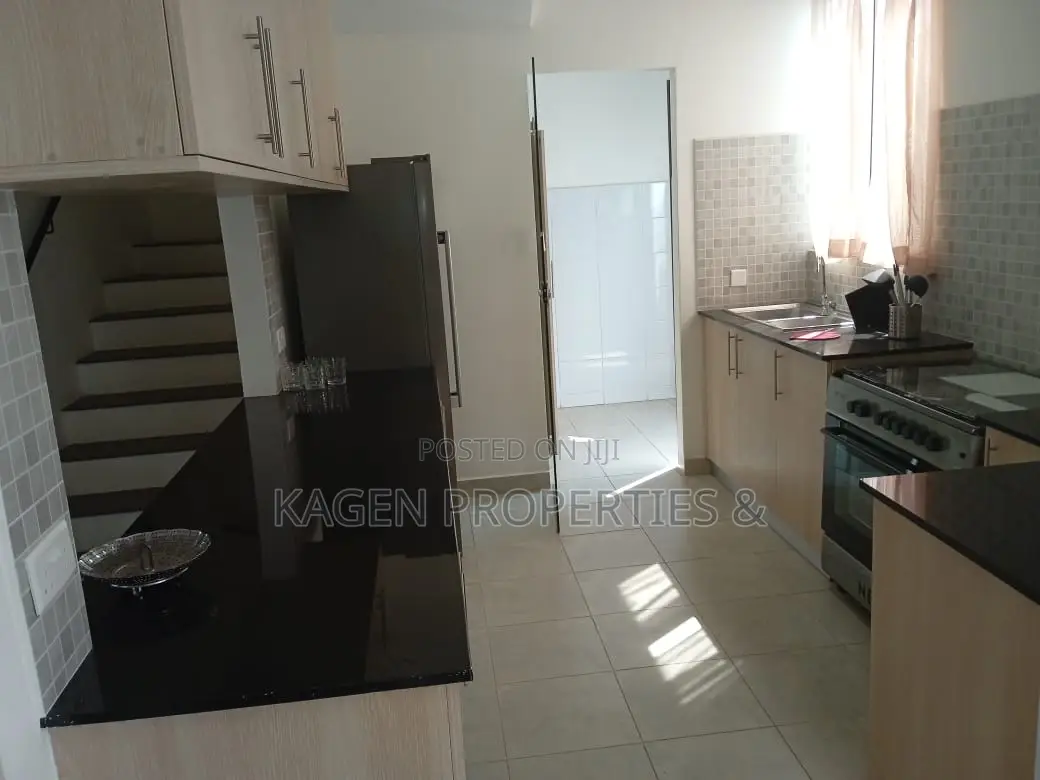 4bdrm Maisonette in Ongata Rongai, Gataka for sale
