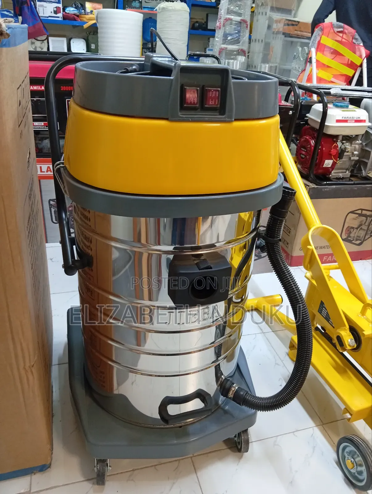 High Capacity Wet and Dry Vacuum Cleaner