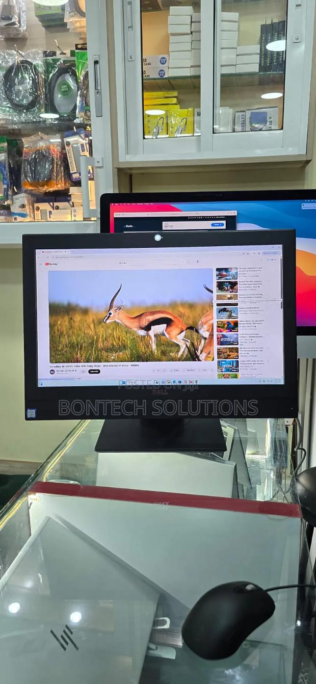 Dell OptiPlex 7000 7410 All-in-One 8GB Intel Core I5 SSD 256GB