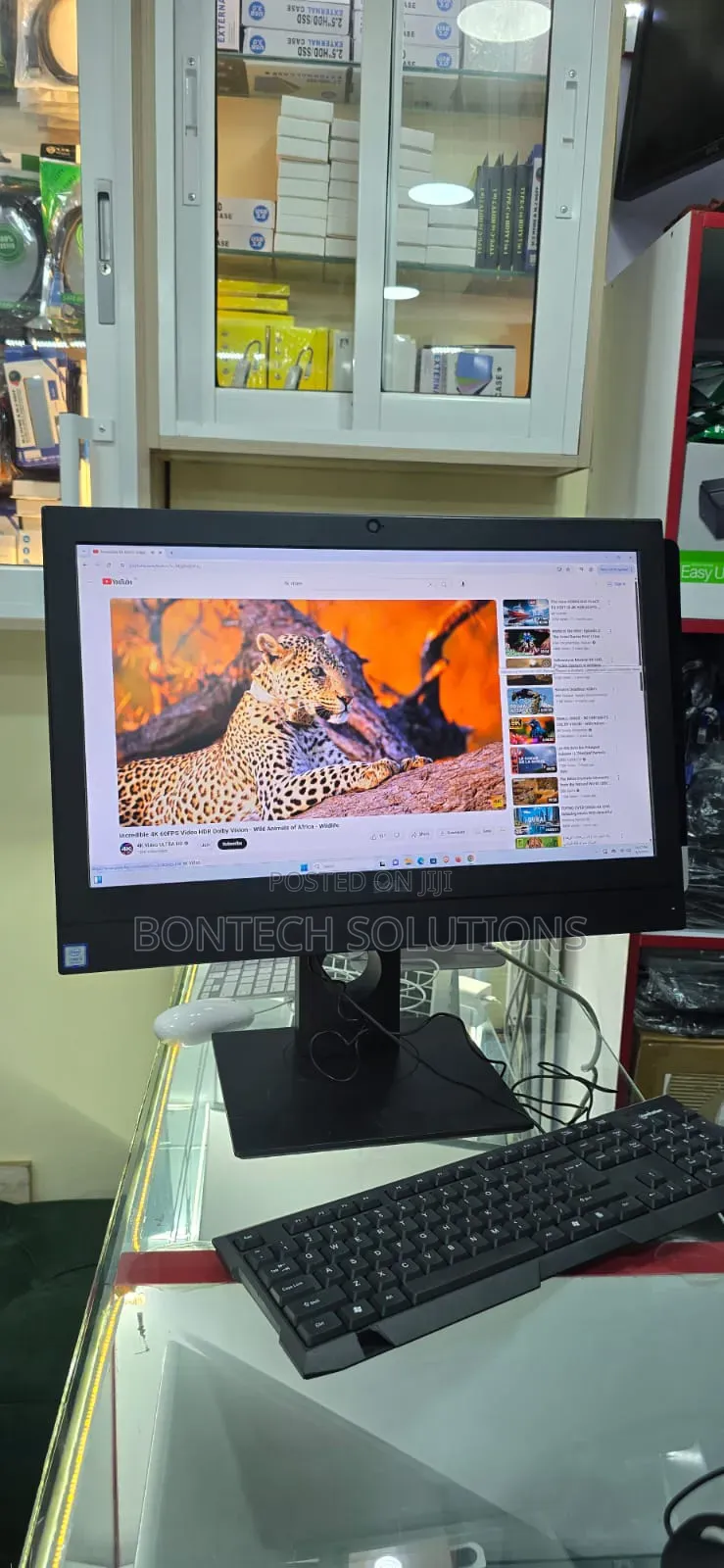 Dell OptiPlex 7000 7410 All-in-One 8GB Intel Core I5 SSD 256GB