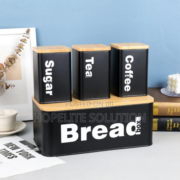 Bread Bin With Bamboo Lid