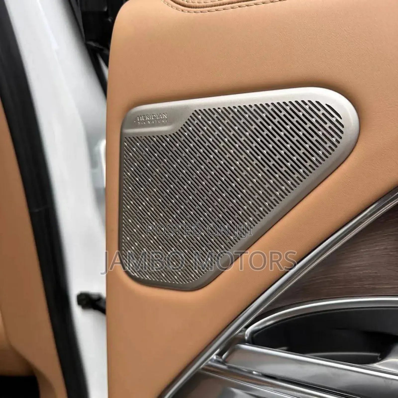 Land Rover Range Rover Vogue 2023 White