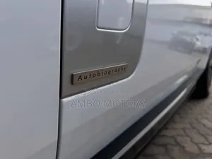 Land Rover Range Rover Vogue 2023 White