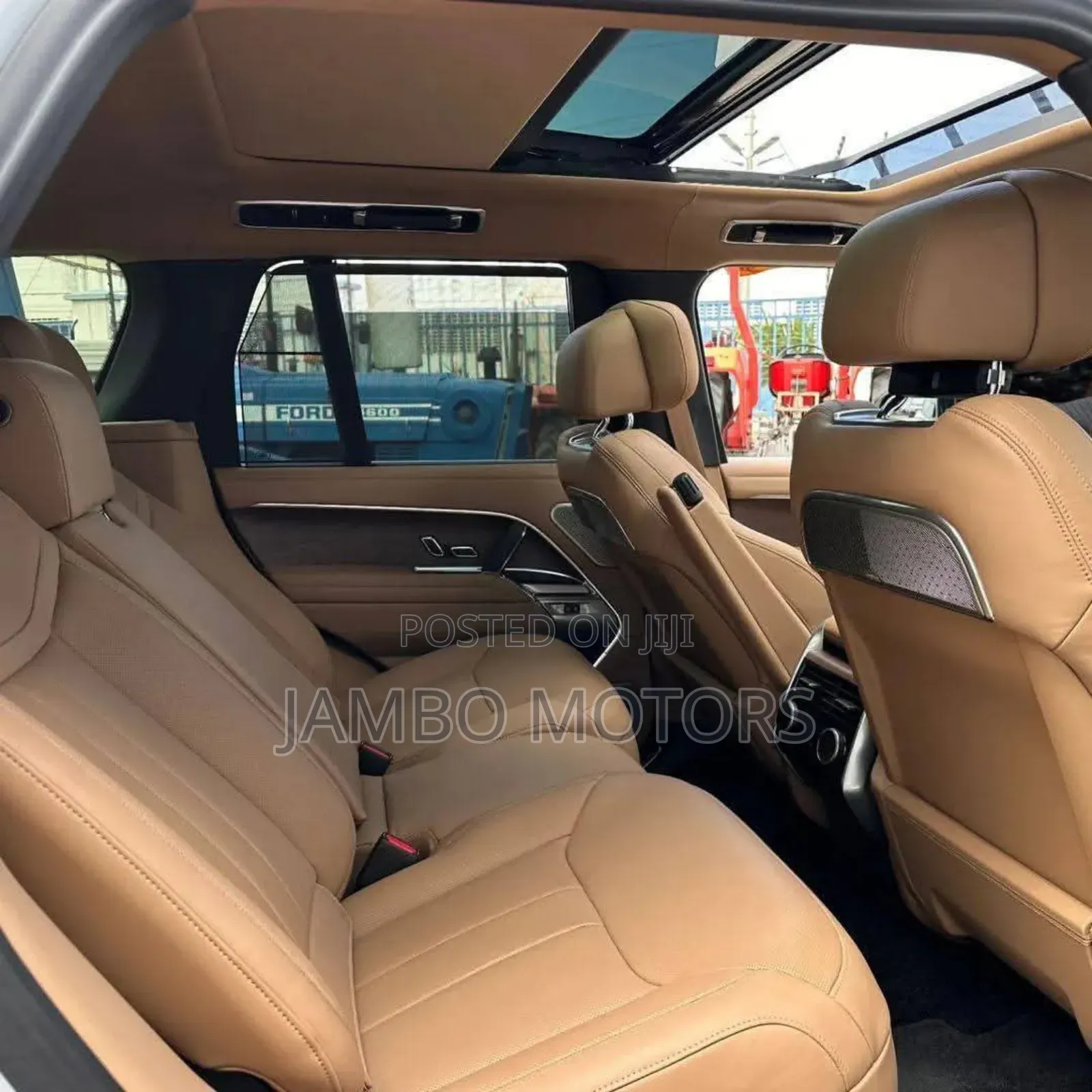 Land Rover Range Rover Vogue 2023 White