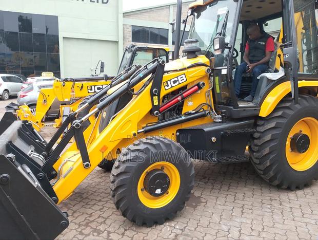 Backhoe for Hire - main view