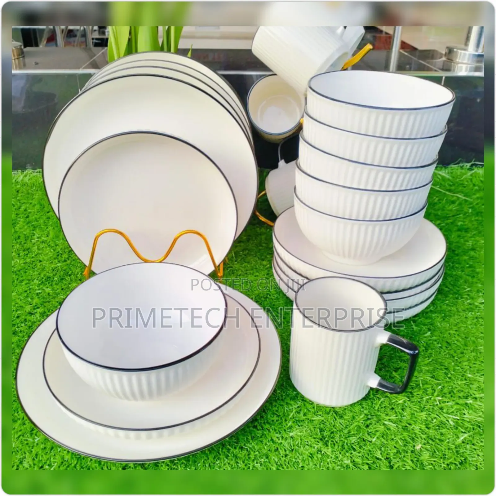 24pcs Concise White and Black Rim Dinner Set