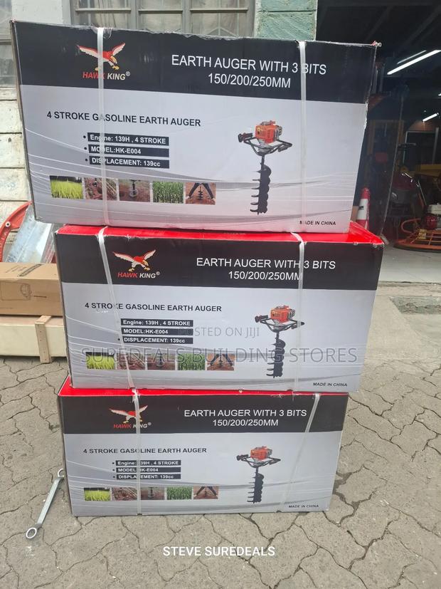 4-Stroke Gasoline Earth Auger. - thumbnail 3