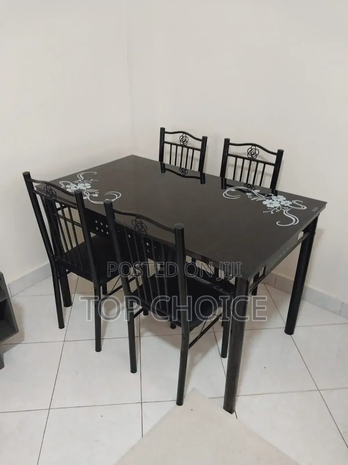 Pure Black Dining Set