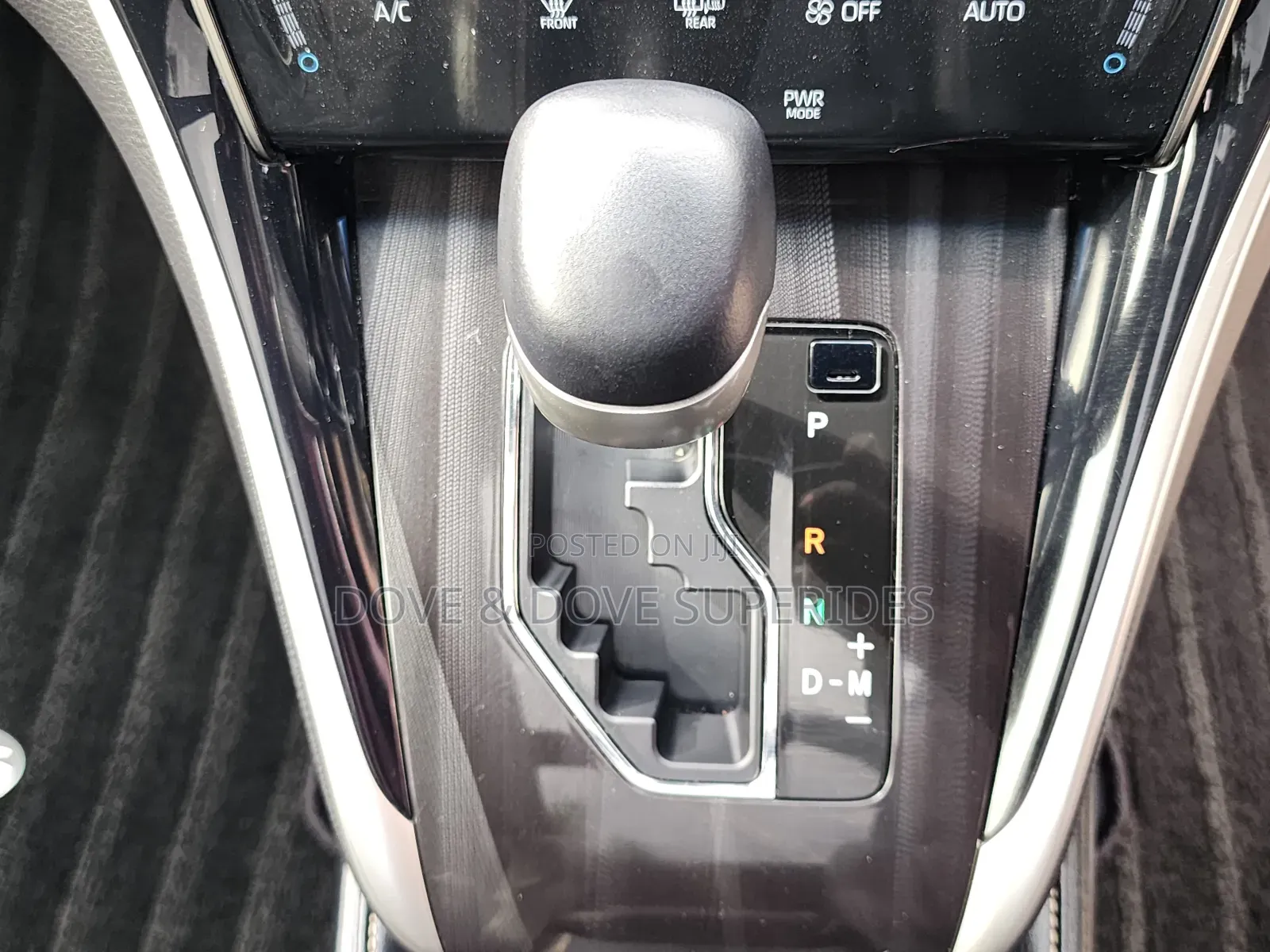 Toyota Harrier 2.0 4WD 2018 Purple