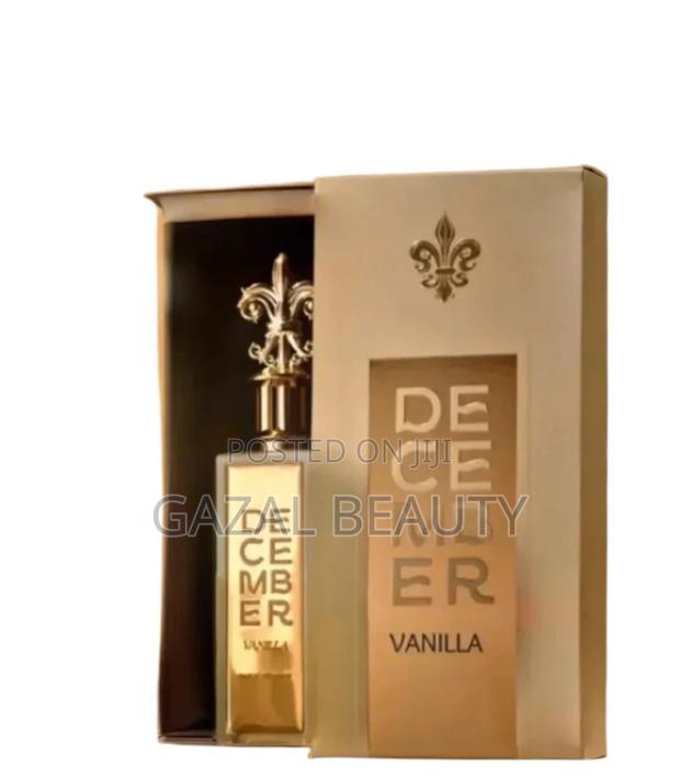 December Vanilla Paris Corner