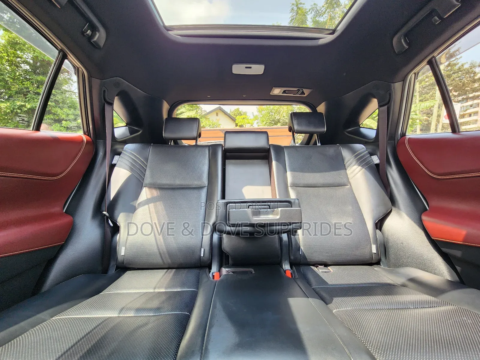 Toyota Harrier 2.0 2018 White