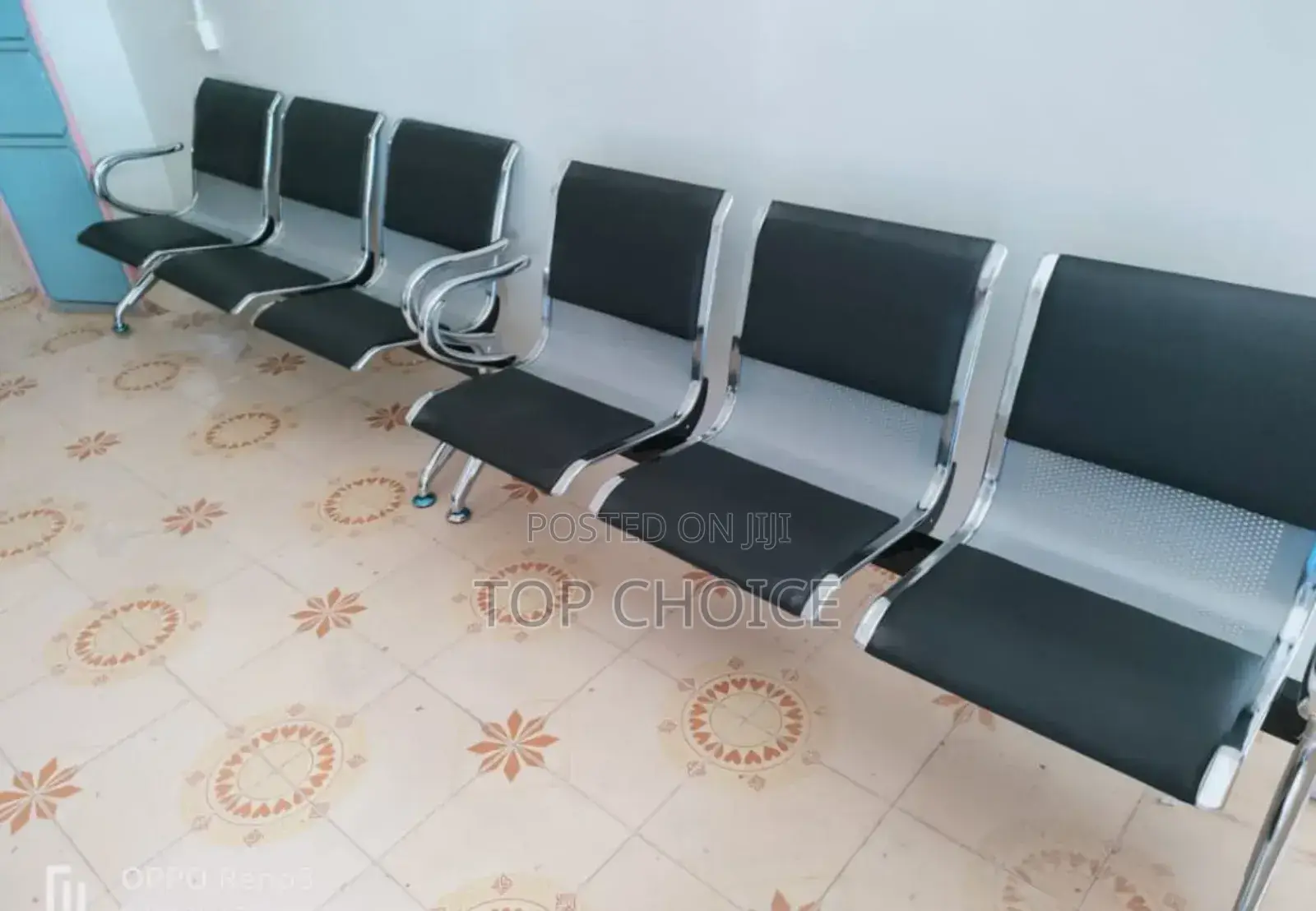 Modern Padded Waiting Chair
