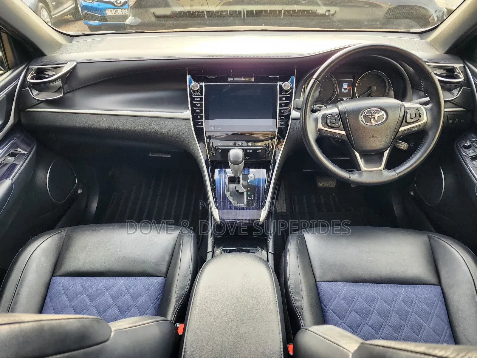 Toyota Harrier 2.5 Hybrid 4WD 2019 Purple