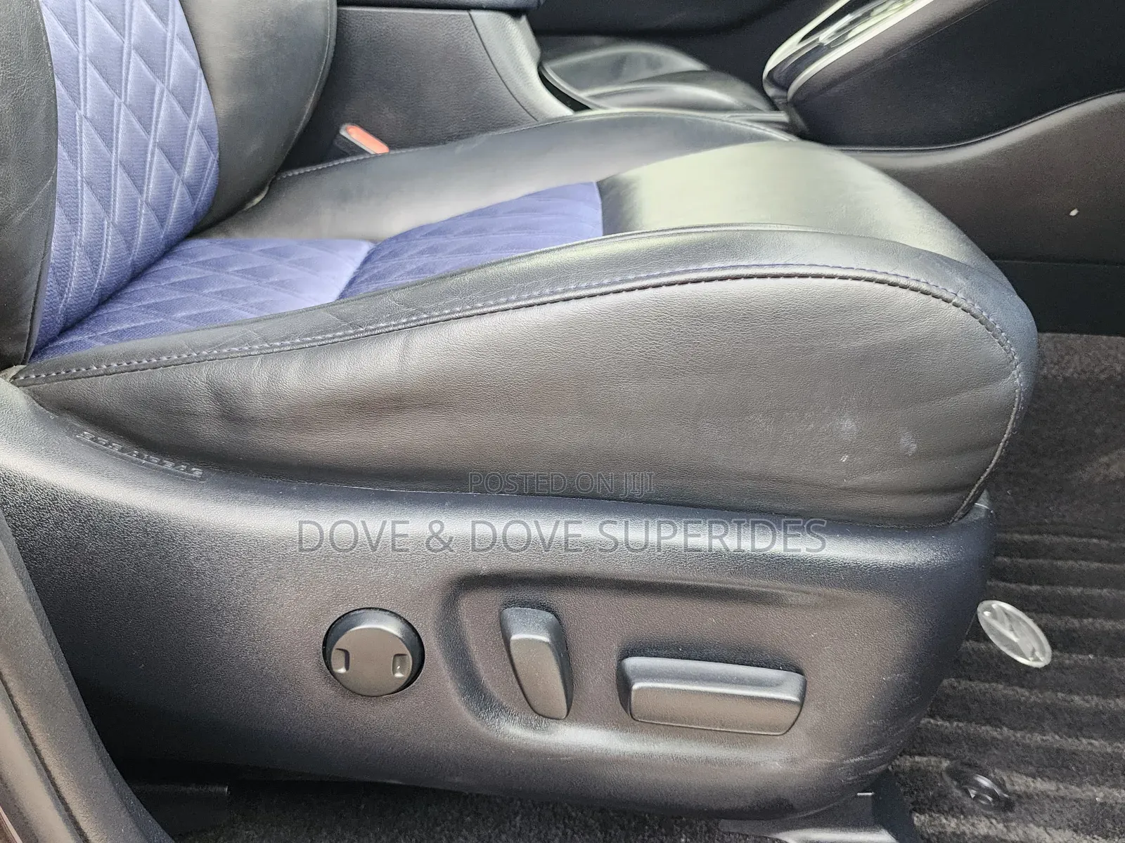 Toyota Harrier 2.5 Hybrid 4WD 2019 Purple