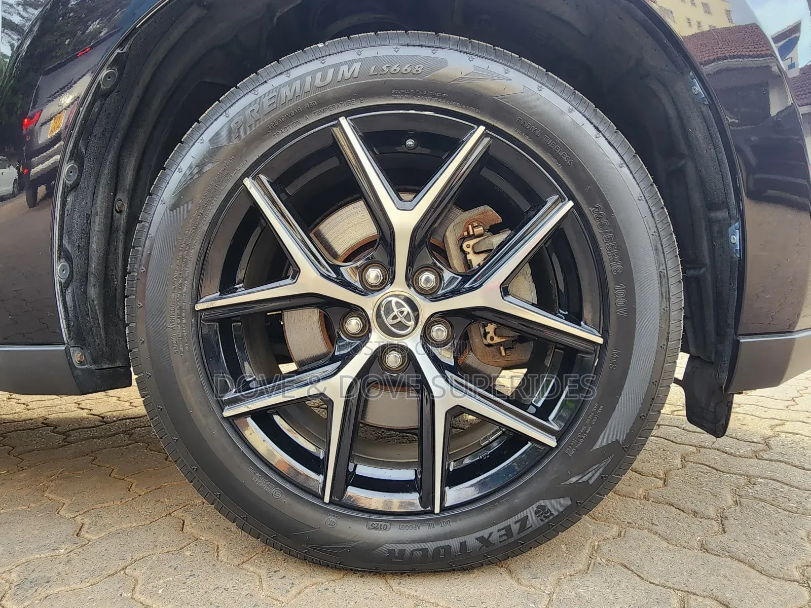 Toyota Harrier 2.5 Hybrid 4WD 2019 Purple