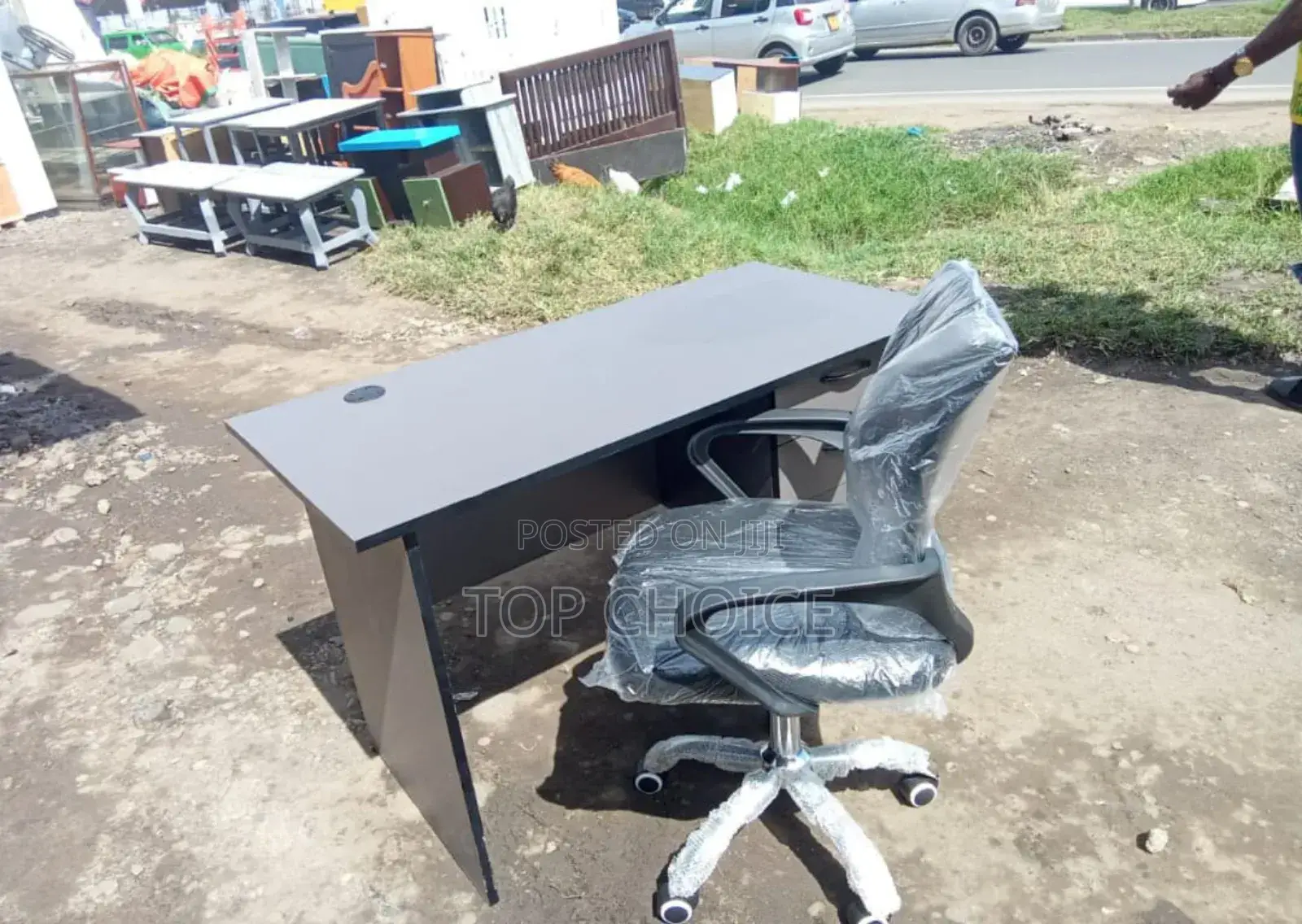 Modern Desk and Ergonomic Mesh