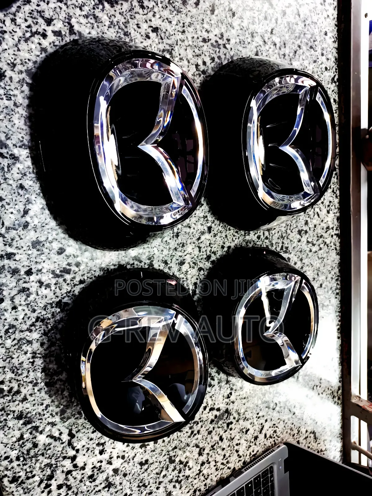 Mazda Cx5 2018 Grill Glass Logo