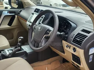 Toyota Land Cruiser Prado 2.8 2020 Brown