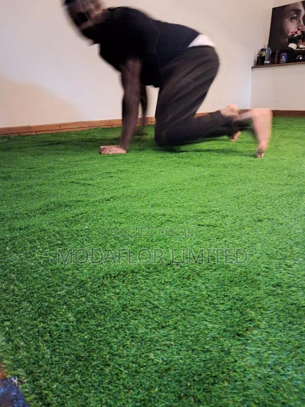 Outdoor Artificial Grass Carpet – Weatherproof Uv Protected