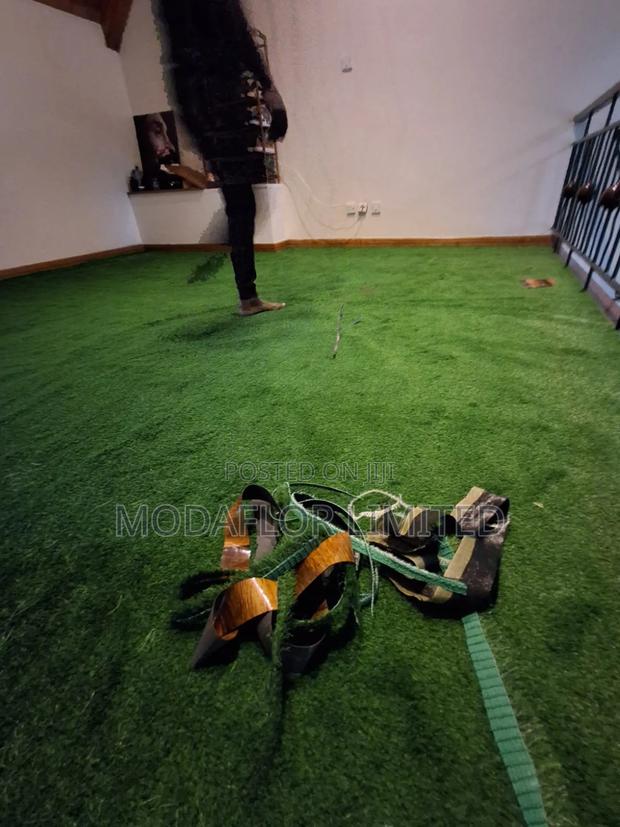 Artificial Grass Carpet for Rooftop Transformation
