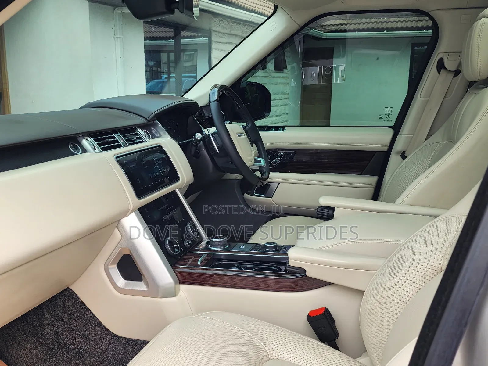 Land Rover Range Rover Vogue 2018 Gold