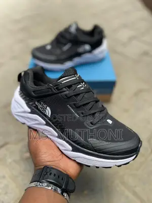 Columbia Boa X North Face Available  Sizes 40-44