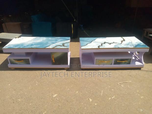 Modern Coffee Table - thumbnail 2