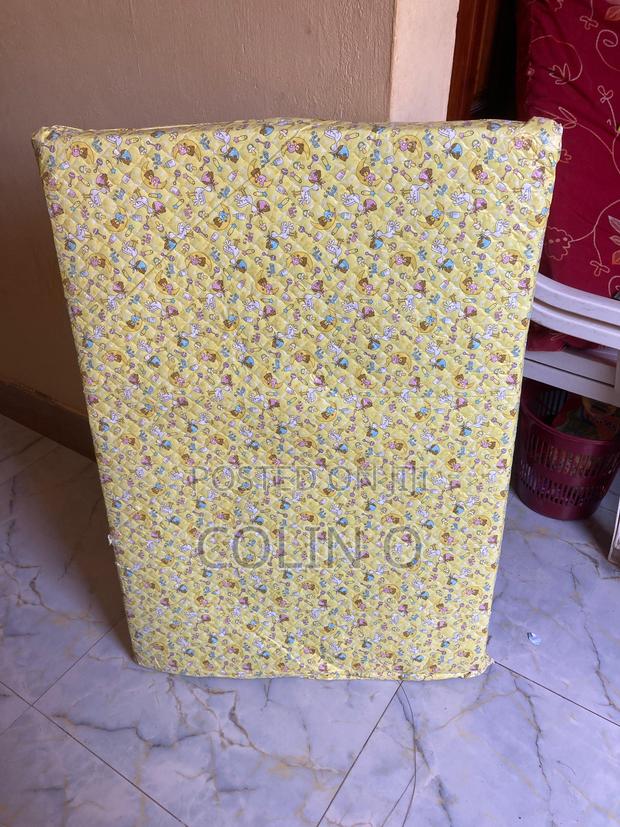 Baby Crib/Cot and Foldable Bath - thumbnail 5