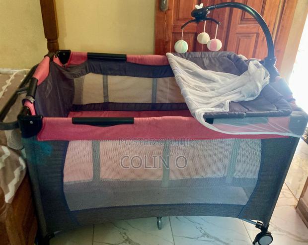 Baby Crib/Cot and Foldable Bath - thumbnail 6