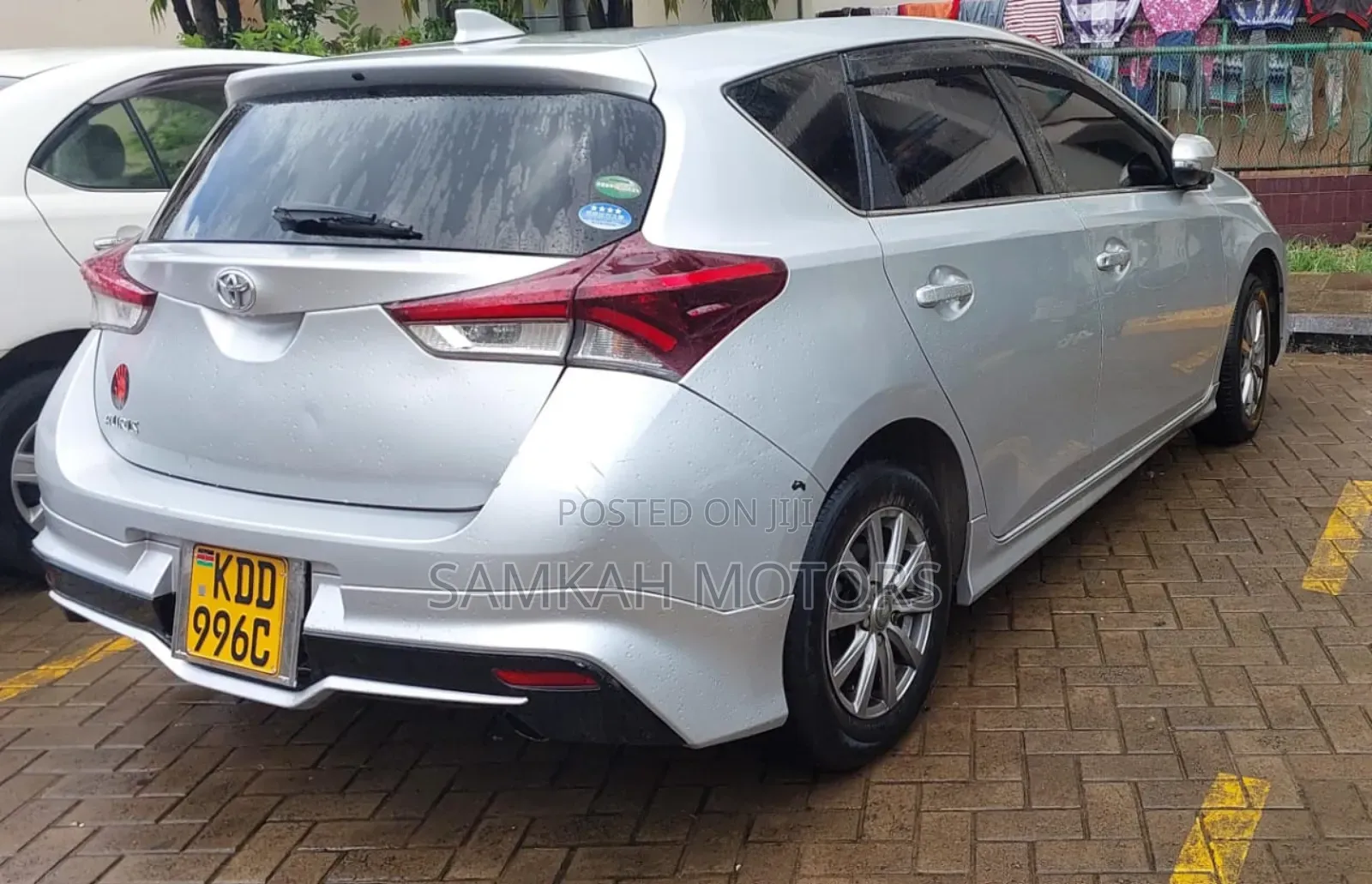 Toyota Auris 2016 Silver