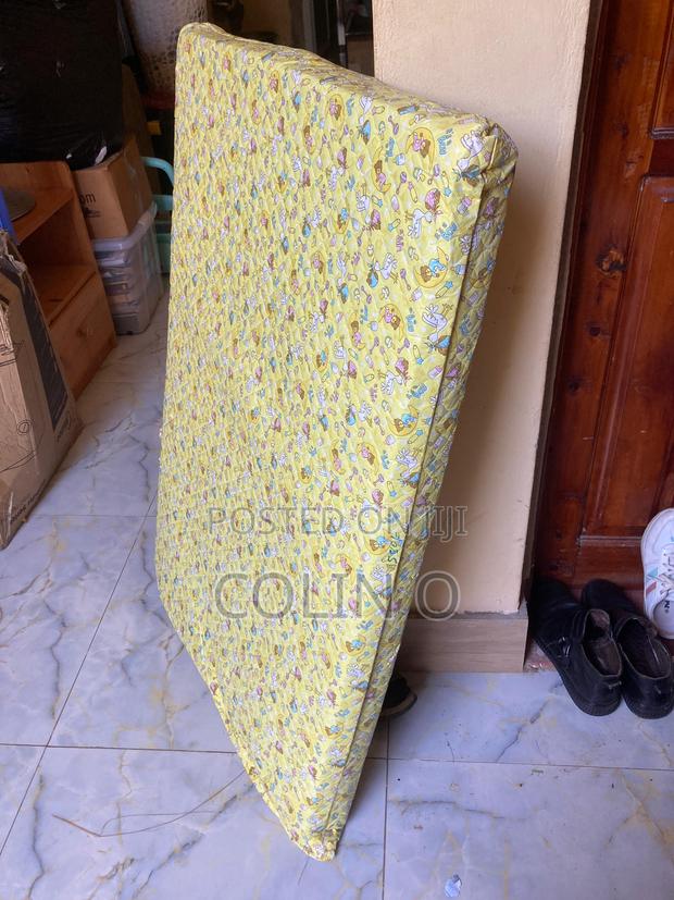 Baby Crib/Cot and Foldable Bath - thumbnail 7