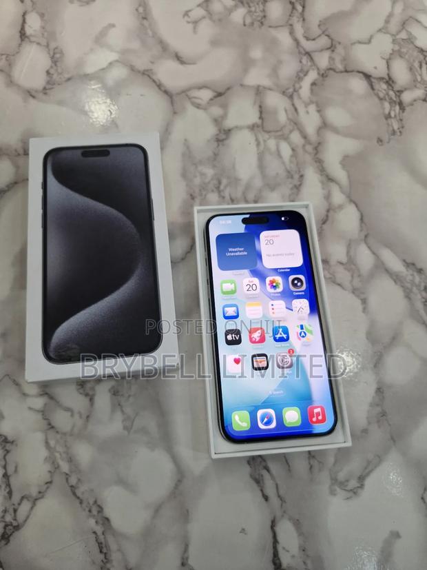 Apple iPhone 15 Pro Max 256 GB White - thumbnail 3