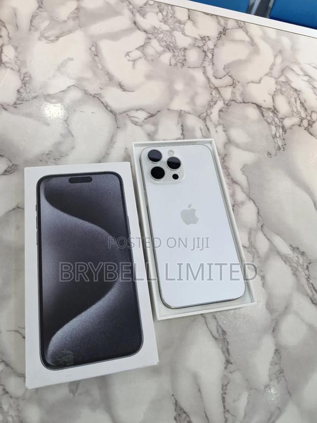 Apple iPhone 15 Pro Max 256 GB White - thumbnail 5